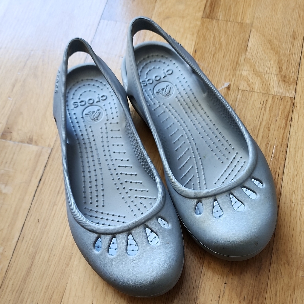 Crocs Womens Silver Slingback Shoes
